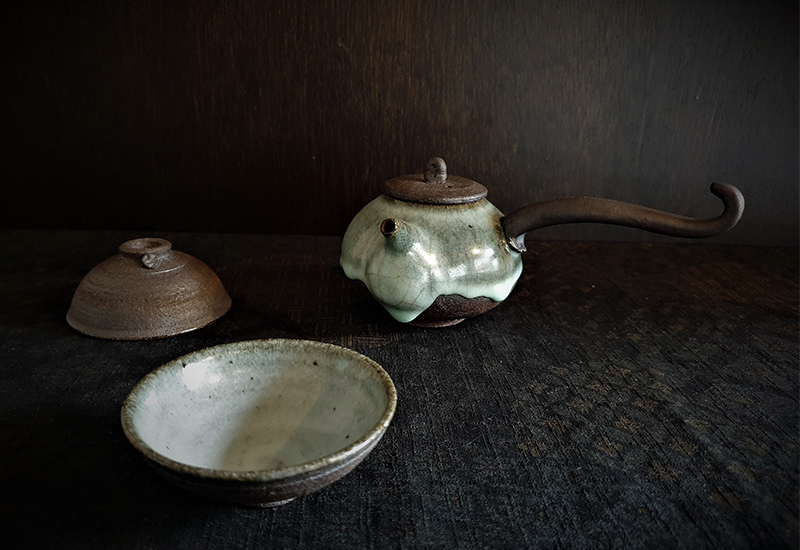 林妙芳 黑陶 墨青-對杯組(2入)  鶯歌燒  林妙芳 黑陶 墨青-對杯組(2入)  鶯歌燒