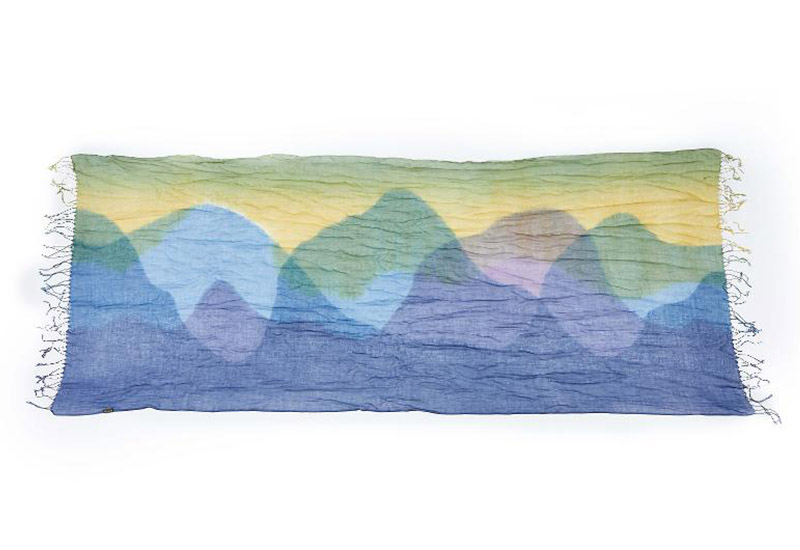 天染工坊 山鄉組曲— 天然藍靛多層次疊染棉圍巾(3款可選) 天染工坊 山鄉組曲— 天然藍靛多層次疊染棉圍巾(3款可選)