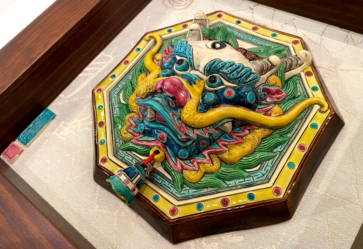 呂世仁 富貴龍(框)  交趾陶 掛畫 呂世仁 富貴龍(框)  交趾陶 掛畫
