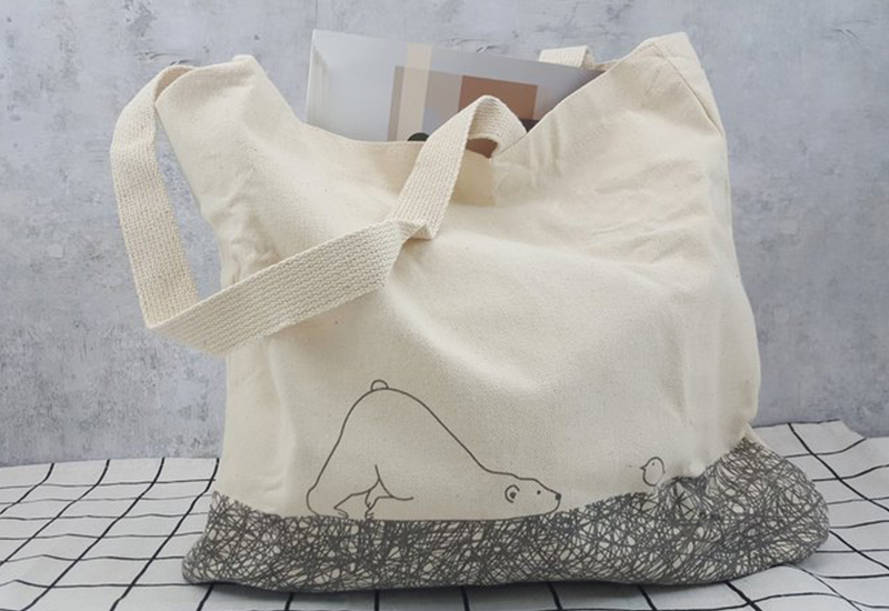 無染 手繪風-發呆熊兩用帆布包 微笑台灣MIT認證 無染 手繪風-發呆熊兩用帆布包 微笑台灣MIT認證