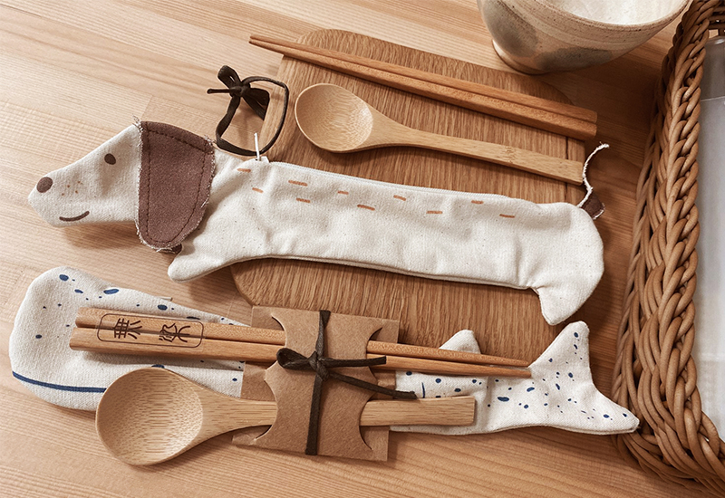 無染 臘腸狗環保筷袋 微笑台灣MIT認證  無染 臘腸狗環保筷袋 微笑台灣MIT認證