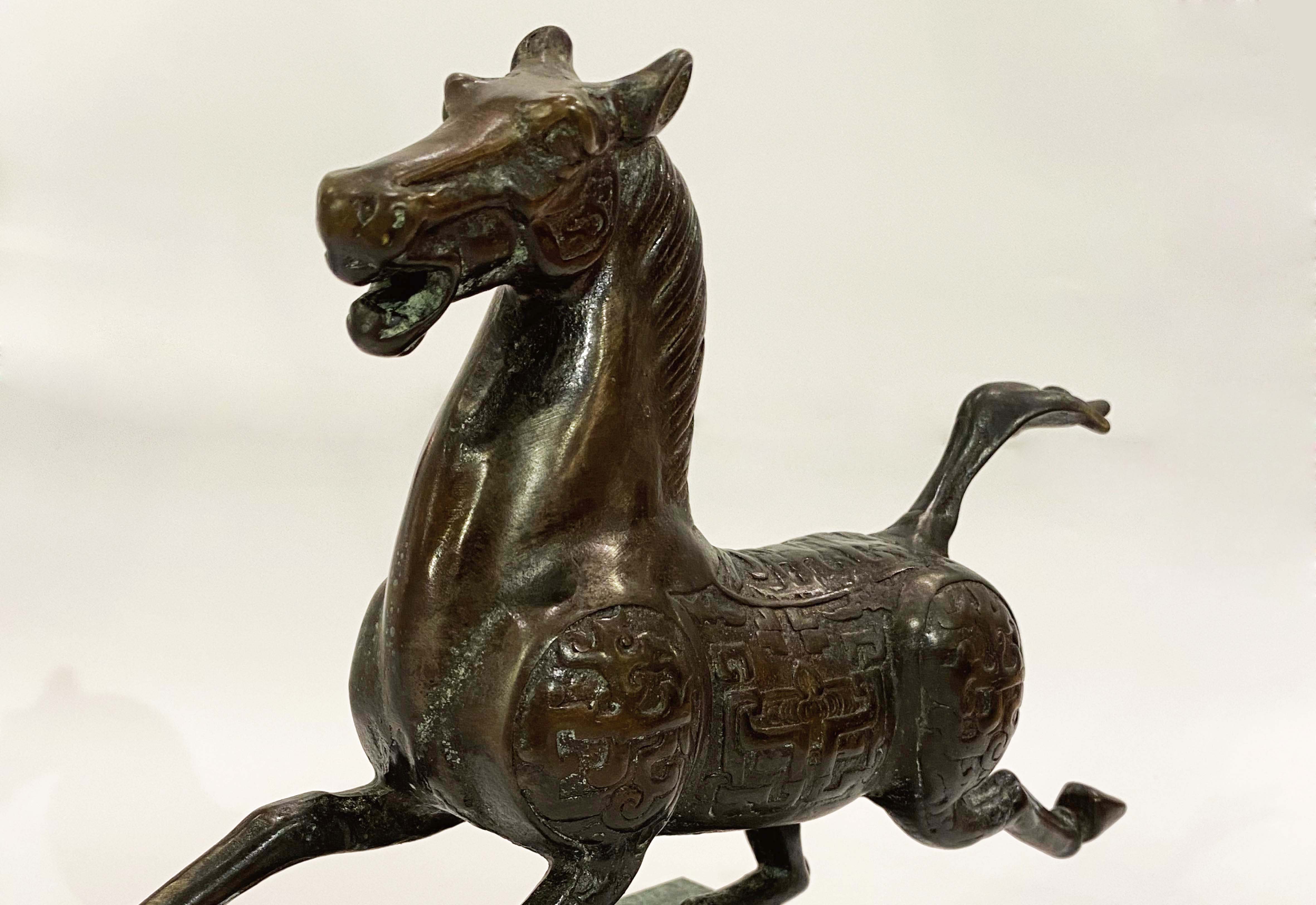 禾櫸 古典奔馬青銅雕塑