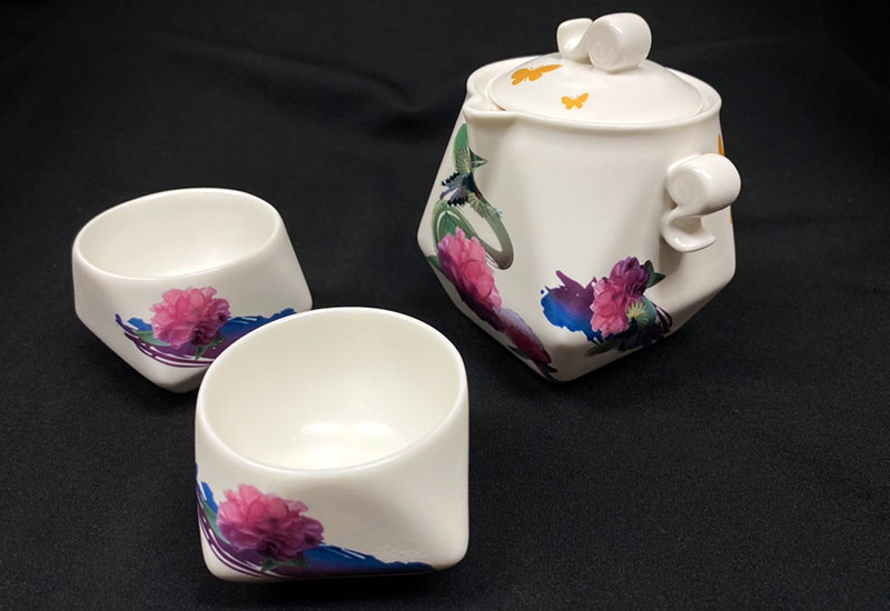 3D藍鵲天燈茶具組一壺二杯 台灣MIT認證 鶯歌燒 3D藍鵲天燈茶具組一壺二杯 台灣MIT認證 鶯歌燒