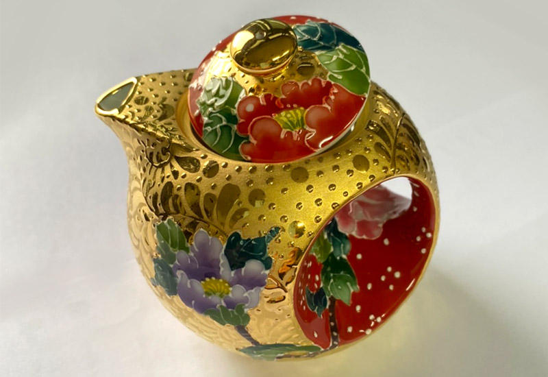 法華彩 鎏金圓緣茶壺組(1壼2杯2杯托禮盒組) 台灣MIT認證  法華彩 鎏金圓緣茶壺組(1壼2杯2杯托禮盒組) 台灣MIT認證
