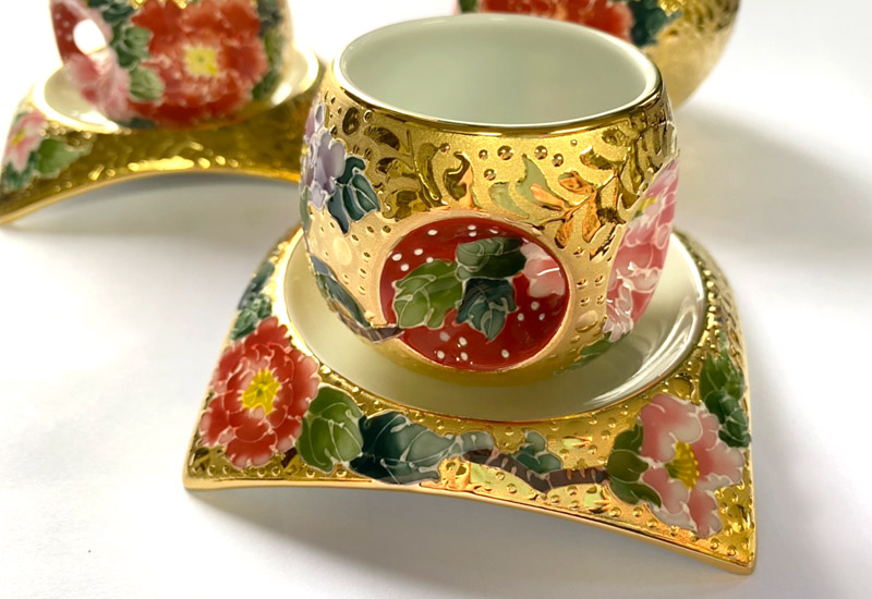 法華彩 鎏金圓緣茶壺組(1壼2杯2杯托禮盒組) 台灣MIT認證  法華彩 鎏金圓緣茶壺組(1壼2杯2杯托禮盒組) 台灣MIT認證