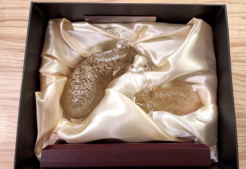 春池玻璃 水牛父子組-精裝盒 春池玻璃 水牛父子組-精裝盒