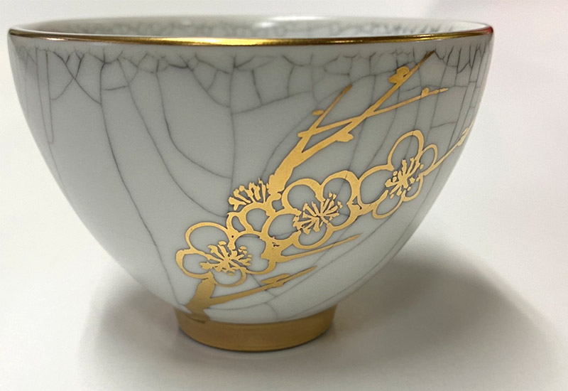 祥軒窯 四季鎏金杯-冬白  鶯歌燒 鎏金茶杯  祥軒窯 四季鎏金杯-冬白  鶯歌燒 鎏金茶杯