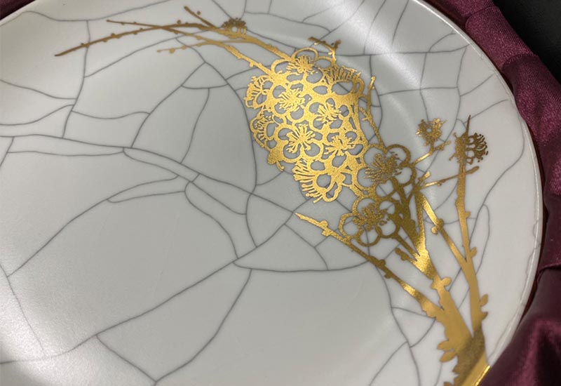 祥軒窯 四季鎏金盤-冬白  鶯歌燒 祥軒窯 四季鎏金盤-冬白  鶯歌燒