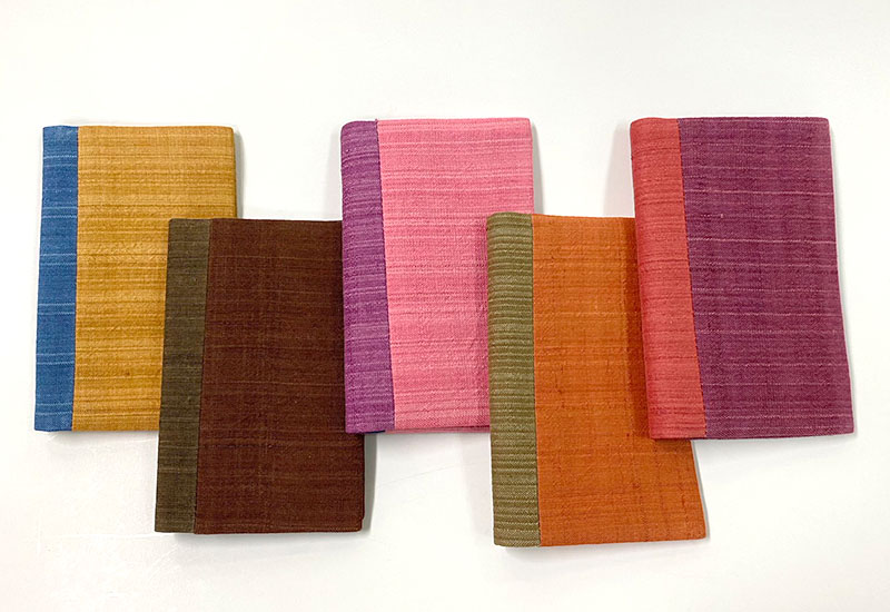 天染工坊 相見歡-天染手織絲綢雙色名片夾 天染工坊 相見歡-天染手織絲綢雙色名片夾