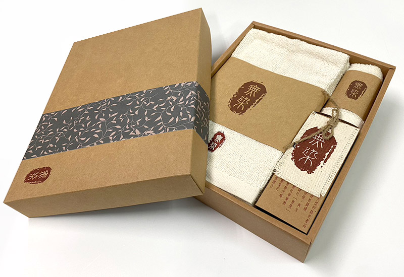 無染 經典1運動巾1條方禮盒 微笑台灣MIT認證  無染 經典1運動巾1條方禮盒 微笑台灣MIT認證