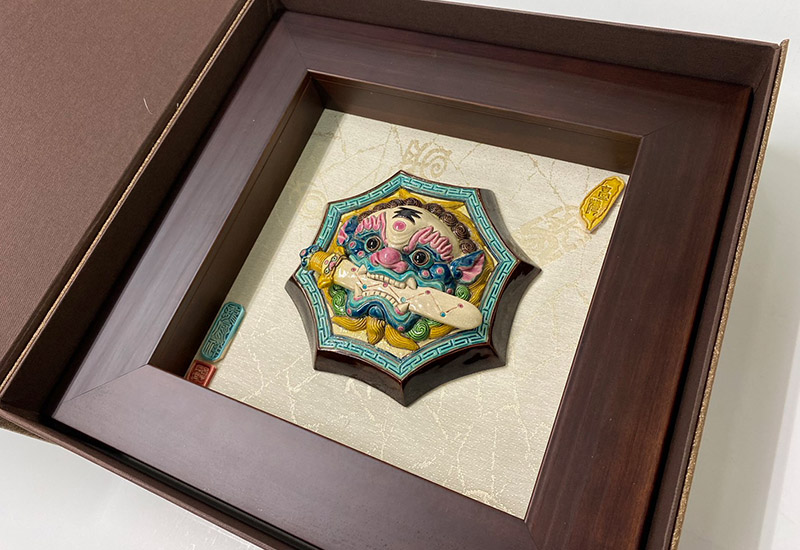 呂世仁 新中獅 交趾陶 掛畫 呂世仁 新中獅 交趾陶 掛畫