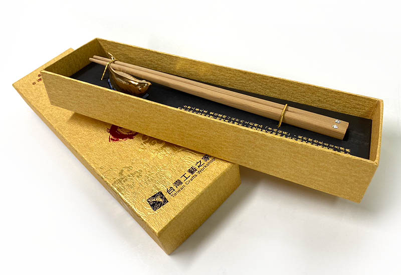 葉佳讓 幸福愉筷檜木筷-金色 葉佳讓 幸福愉筷檜木筷-金色