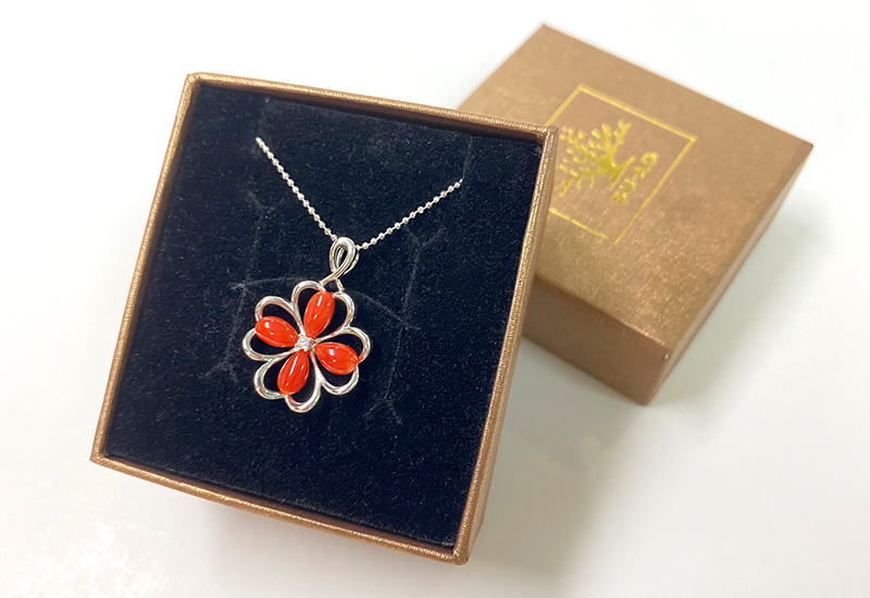 蘇澳珊瑚 珊瑚四水滴花型墜子_ASKPDW0171 蘇澳珊瑚 珊瑚四水滴花型墜子_ASKPDW0171