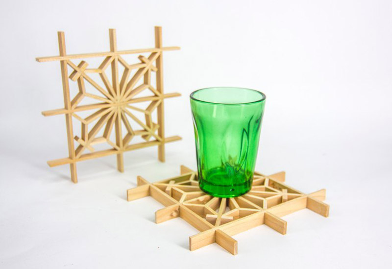 手手 花窗DIY體驗包-木器窗花杯墊(麻花紋) 手手 花窗DIY體驗包-木器窗花杯墊(麻花紋)