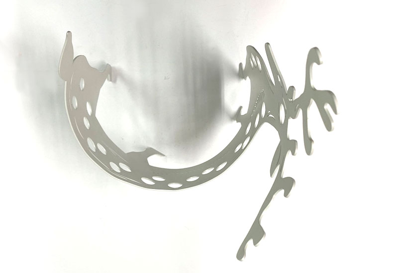 谷同金 迴盪系列-頭角崢嶸(梅花鹿) 設計師款S白 花器  谷同金 迴盪系列-頭角崢嶸(梅花鹿) 設計師款S白 花器