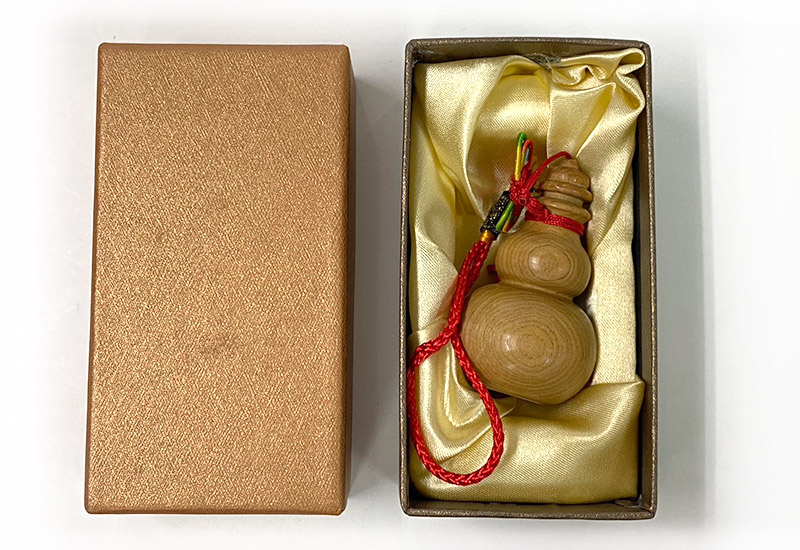 陳柏融 台灣肖楠木聞香瓶(葫蘆)  陳柏融 台灣肖楠木聞香瓶(葫蘆)