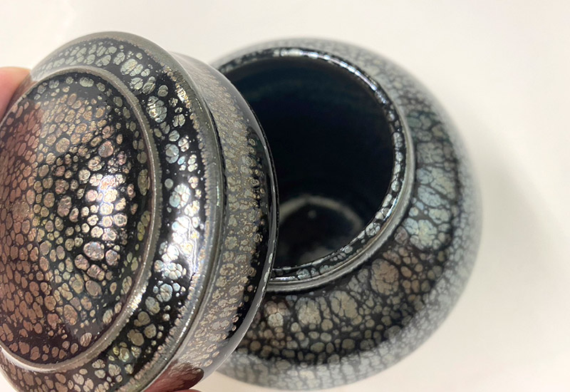 楊春生 照窯 銀輝油滴天目 貴妃型茶倉 楊春生 照窯 銀輝油滴天目 貴妃型茶倉