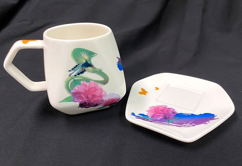 3D藍鵲天燈咖啡杯盤組 台灣MIT認證 鶯歌燒 3D藍鵲天燈咖啡杯盤組 台灣MIT認證 鶯歌燒