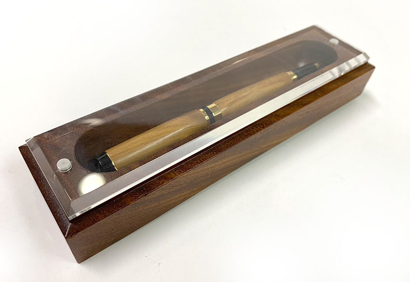 陳柏融 台灣梢楠鋼筆(鴨嘴筆)禮盒組  陳柏融 台灣梢楠鋼筆(鴨嘴筆)禮盒組