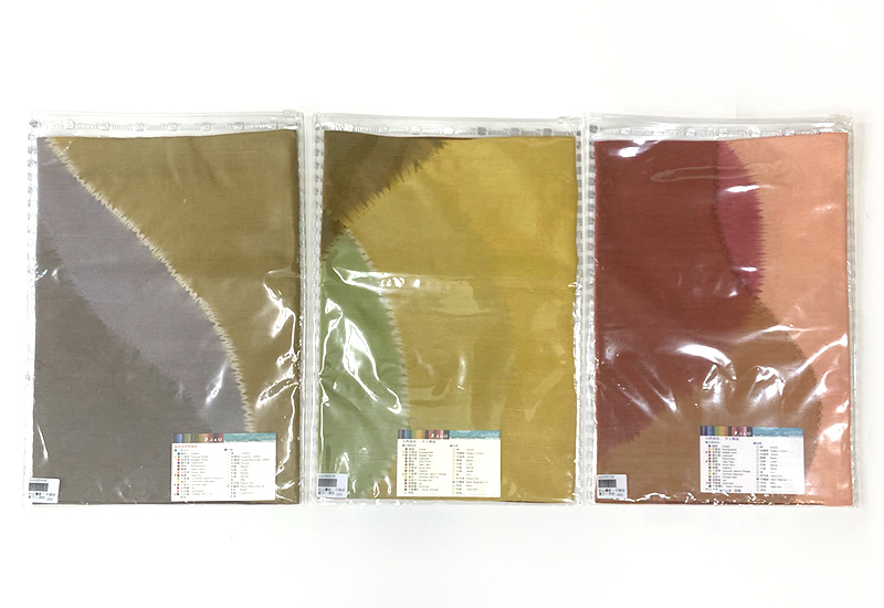 天染工坊 秋山疊影—天染手織蠶絲圍巾(3色可選) 天染工坊 秋山疊影—天染手織蠶絲圍巾(3色可選)