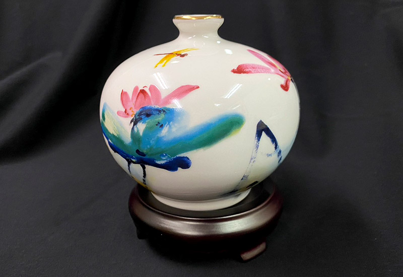 荷心荷境天球瓶(小) 荷心荷境天球瓶(小)