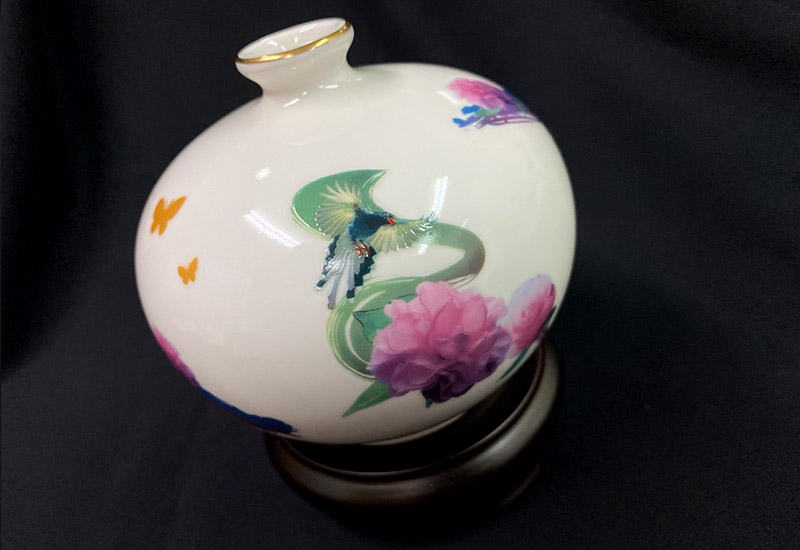 3D藍鵲天球瓶(小) 3D藍鵲天球瓶(小)