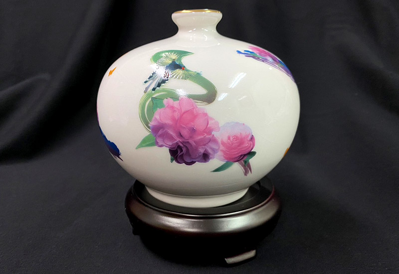 3D藍鵲天球瓶(小) 3D藍鵲天球瓶(小)