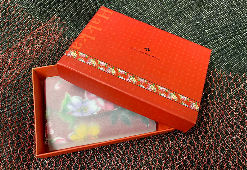 台灣花布 花布名片包-暗紅 台灣花布 花布名片包-暗紅