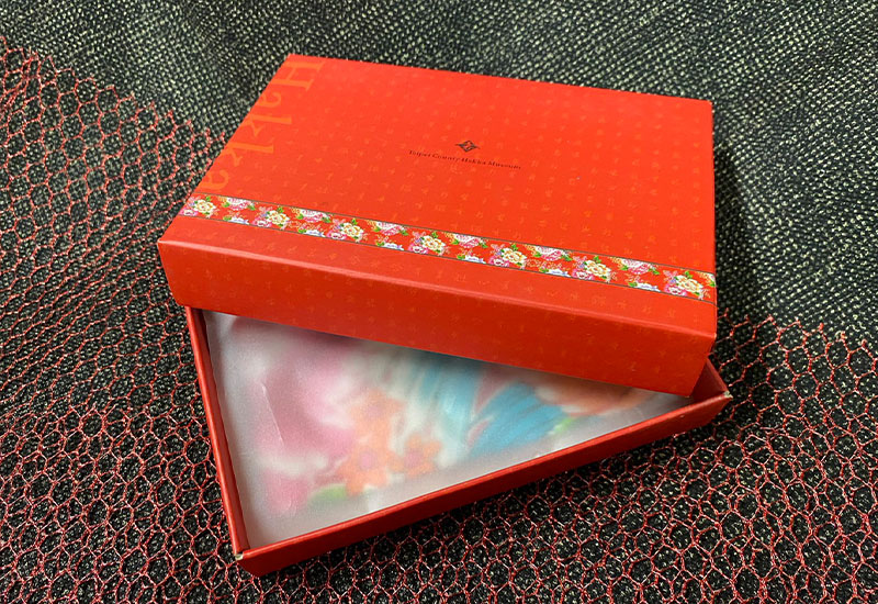 台灣花布 花布名片包-大紅 台灣花布 花布名片包-大紅