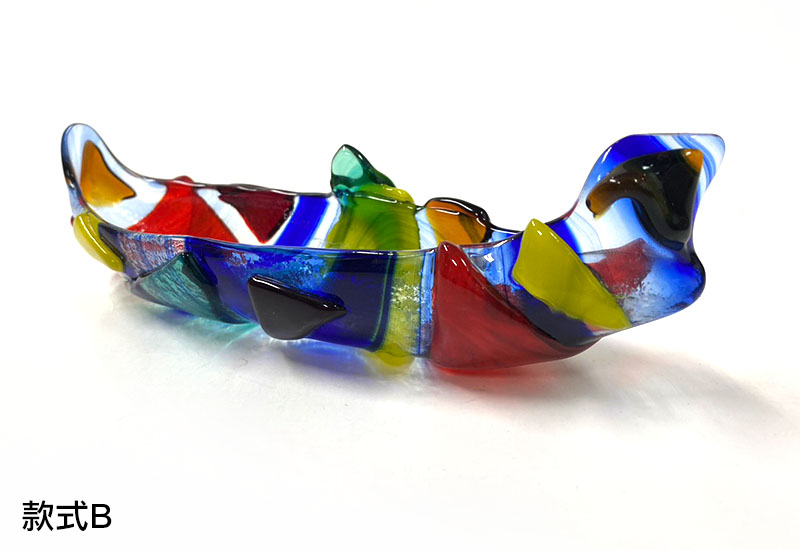 邱秋德 光彩承運 (琉璃) 附作者簽名 邱秋德 光彩承運 (琉璃) 附作者簽名