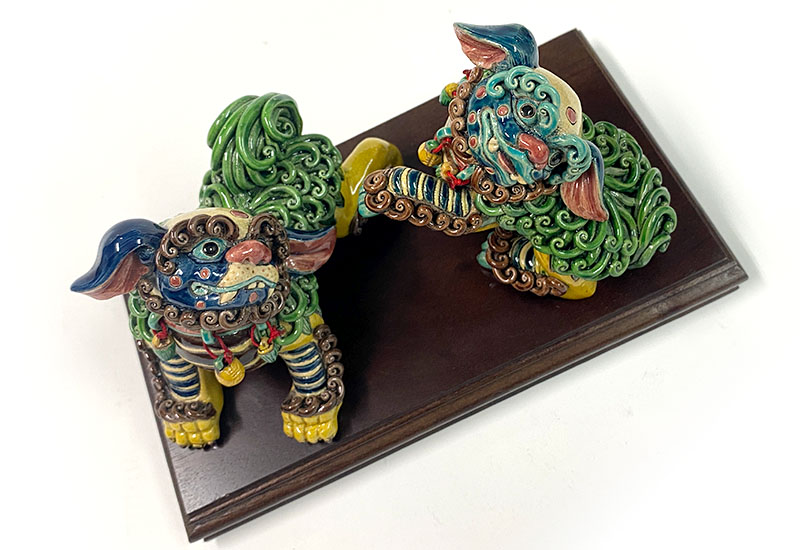 呂世仁 小對獅(對) 交趾陶  呂世仁 小對獅(對) 交趾陶