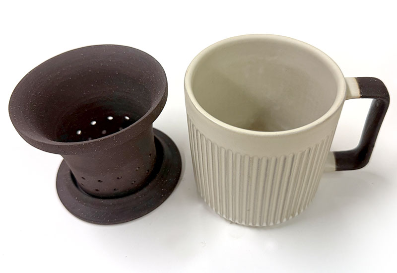 直紋泡茶杯550ml-粉引白(杯、茶濾內膽、蓋子三件式) 直紋泡茶杯550ml-粉引白(杯、茶濾內膽、蓋子三件式)