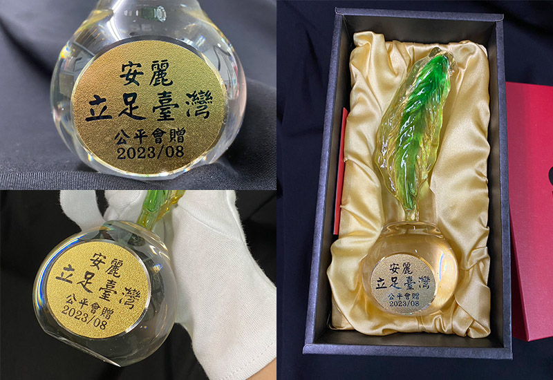 【客製金箔片】梅花山茶 黃金畫_金箔片2件: 【客製金箔片】梅花山茶 黃金畫_金箔片2件: