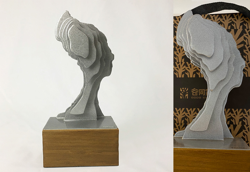 谷同金 風化系列-風華絕代銀河閃耀(方型木底小型) 野柳女王頭 谷同金 風化系列-風華絕代銀河閃耀(方型木底小型) 野柳女王頭