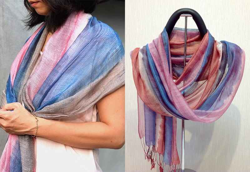 天染工坊 環頸雉-彩羽頌-天染絲棉直紋圍巾 天染工坊 環頸雉-彩羽頌-天染絲棉直紋圍巾