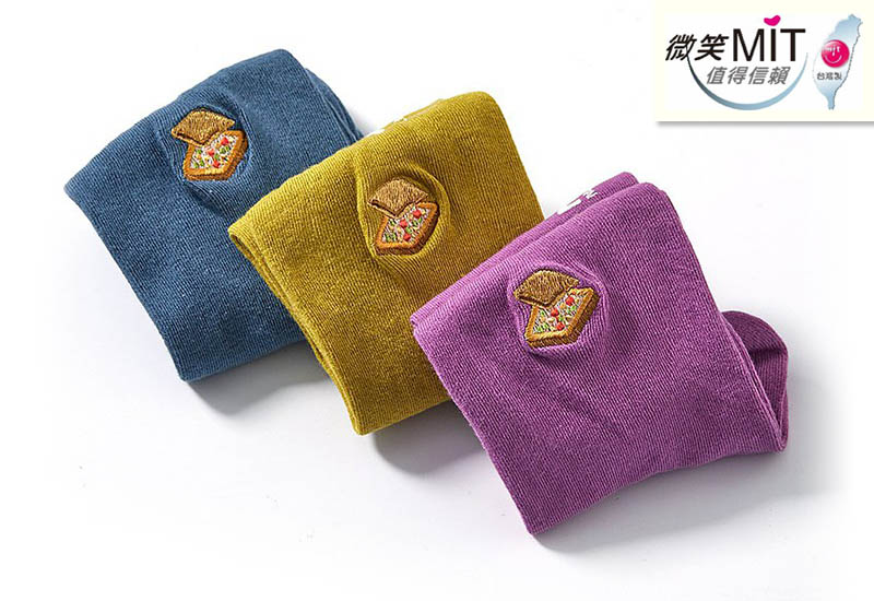 台灣美食襪-棺材板 (3色) 刺繡款 微笑台灣MIT認證 台灣美食襪-棺材板 (3色) 刺繡款 微笑台灣MIT認證