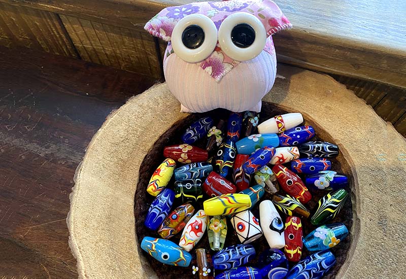 花蓮勵馨 琉璃珠 大 花蓮勵馨 琉璃珠 大