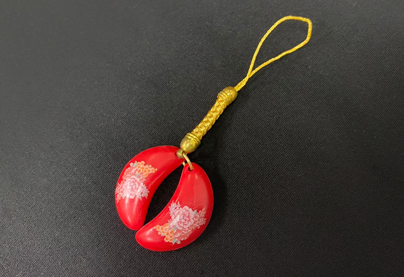 台灣花布 杯筊手機吊飾 台灣花布 杯筊手機吊飾