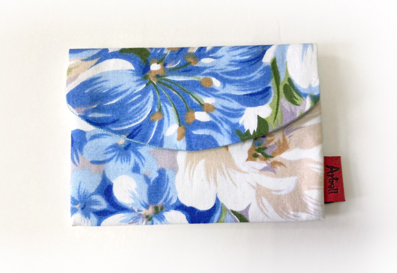 台灣花布 桐花花布名片包-藍色  台灣花布 桐花花布名片包-藍色