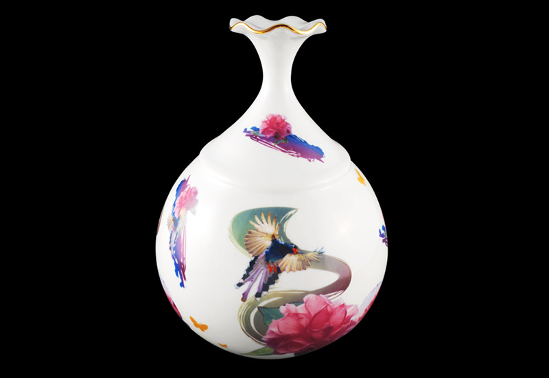 3D藍鵲荷口瓶(大) 3D藍鵲荷口瓶(大)