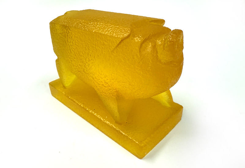 呦呦 楊英風 滿足(黃涷石) 台灣雕塑藝術品 呦呦 楊英風 滿足(黃涷石) 台灣雕塑藝術品